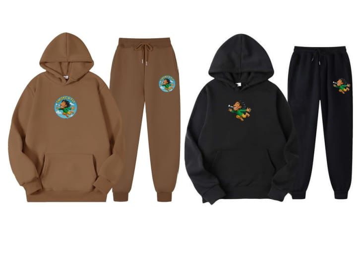 Smoke & Fly Tracksuit Set – Premium Graphic Hoodie & Jogger Streetwear (Unisex)